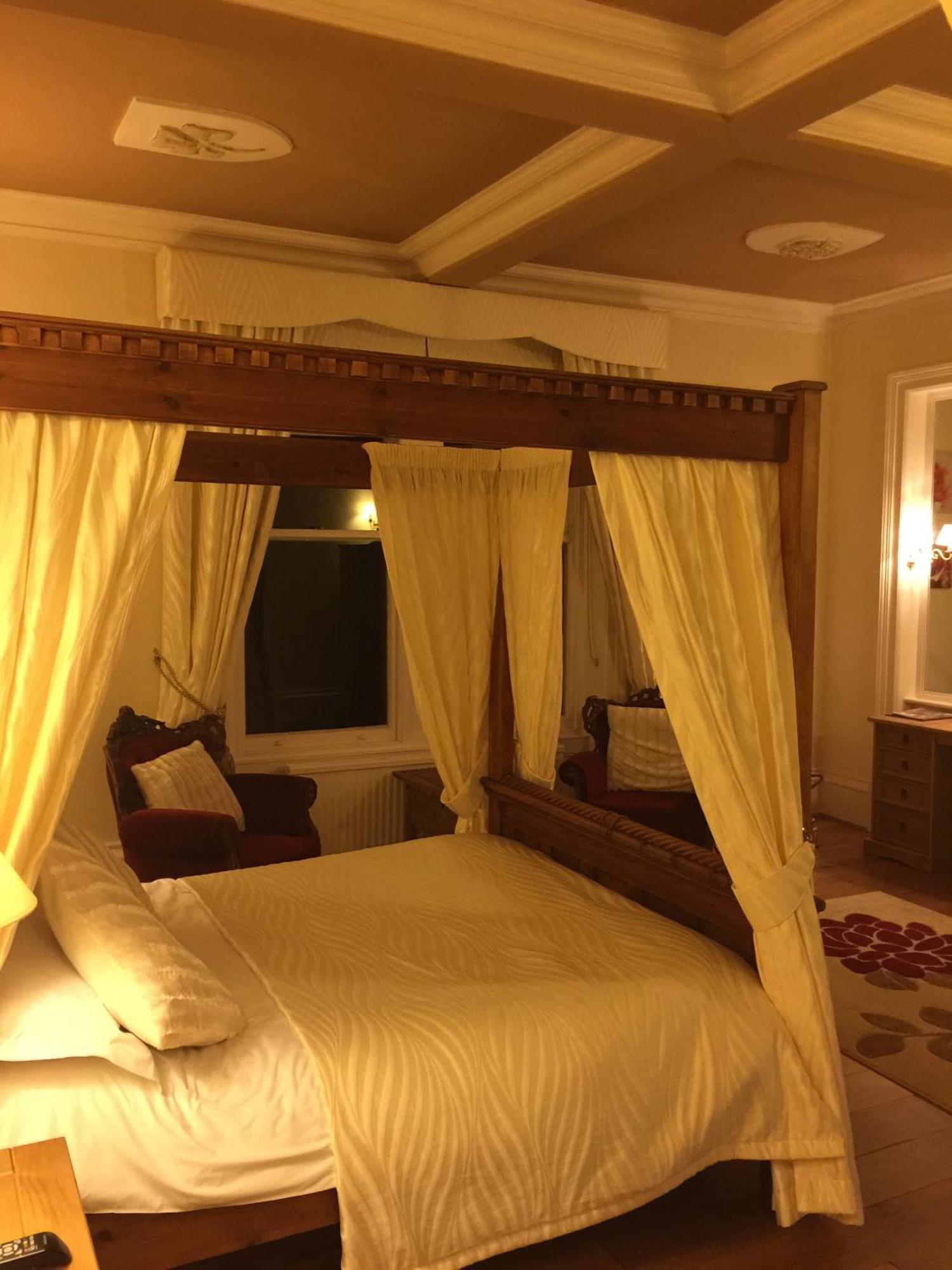 Harefield Hall Hotel Pateley Bridge Ruang foto